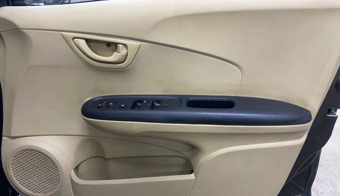 2015 Honda Amaze 1.2L I-VTEC S, Petrol, Manual, 6,293 km, Driver Side Door Panels Control