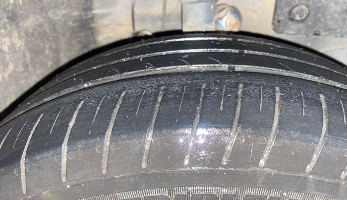 2015 Honda Amaze 1.2L I-VTEC S, Petrol, Manual, 6,293 km, Right Front Tyre Tread