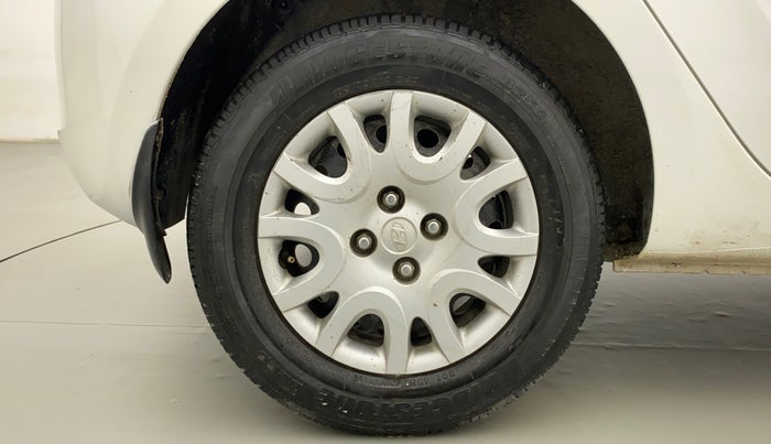 2011 Hyundai i20 MAGNA (O) 1.2, Petrol, Manual, 54,054 km, Right Rear Wheel