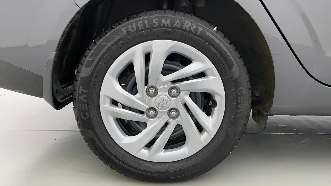 2021 Hyundai AURA S CNG, CNG, Manual, 8,115 km, Right Rear Wheel