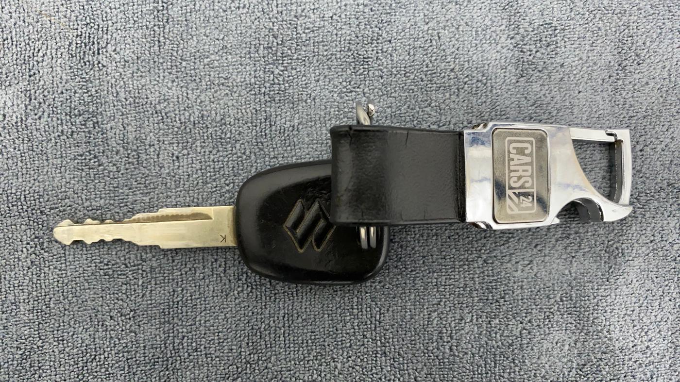2018 Maruti Dzire LXI, Petrol, Manual, 35,890 km, Key Close Up