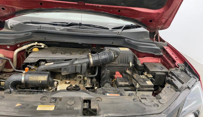 2024 Mahindra XUV 3XO AX5 1.2 L TCMPFi, Petrol, Manual, 28,471 km, Engine View - Left