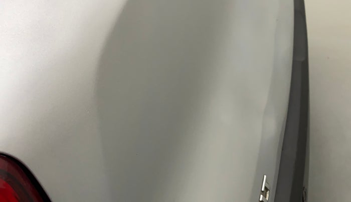 2016 Renault Kwid RXT 0.8, Petrol, Manual, 40,543 km, Dicky (Boot door) - Slightly dented