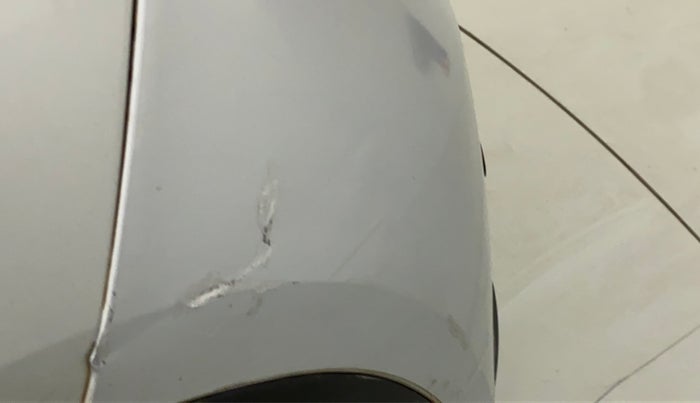 2016 Renault Kwid RXT 0.8, Petrol, Manual, 40,543 km, Rear bumper - Minor scratches