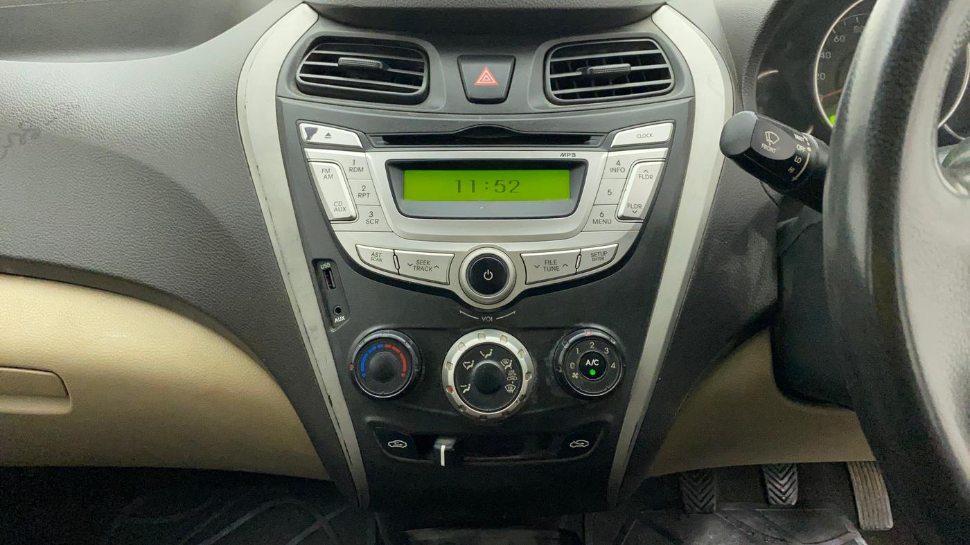 2013 Hyundai Eon MAGNA +, Petrol, Manual, 1,00,365 km, Air Conditioner