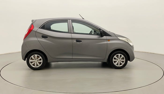 2013 Hyundai Eon MAGNA +, Petrol, Manual, 1,00,365 km, Right Side View