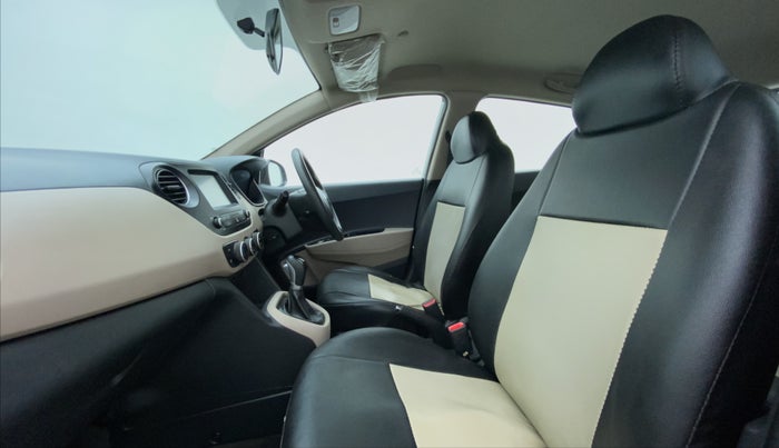 2017 Hyundai Grand i10 SPORTZ (O) 1.2 AT VTVT, CNG, Automatic, 92,144 km, Right Side Front Door Cabin