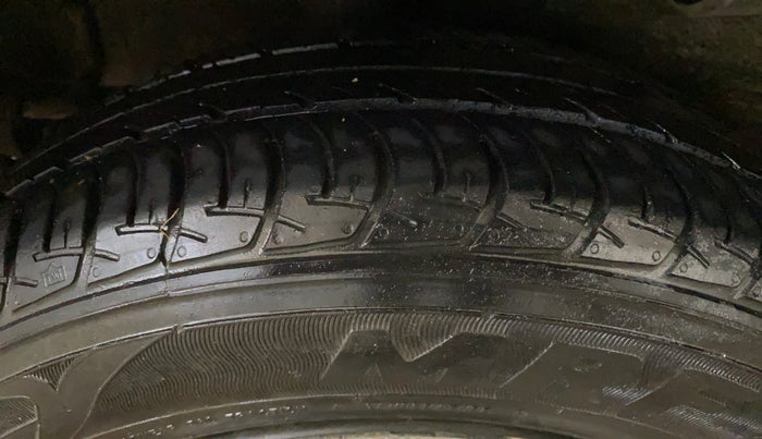 2014 Maruti Celerio VXI AMT, Petrol, Automatic, 55,855 km, Right Rear Tyre Tread