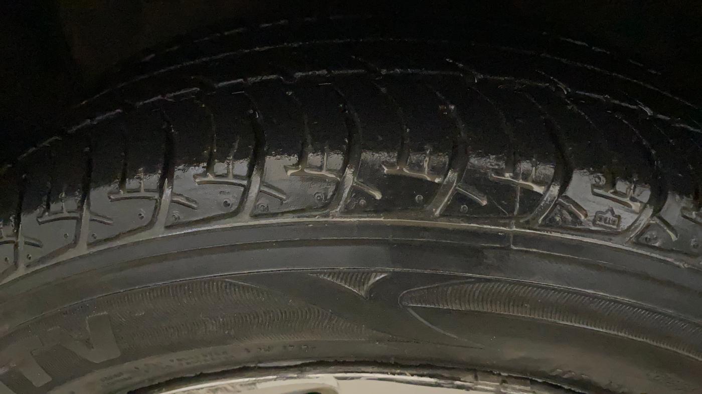 2014 Maruti Celerio VXI AMT, Petrol, Automatic, 55,855 km, Left Front Tyre Tread