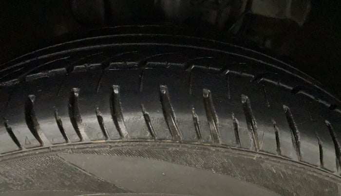 2022 Tata Tiago XT CNG, CNG, Manual, 87,539 km, Right Front Tyre Tread