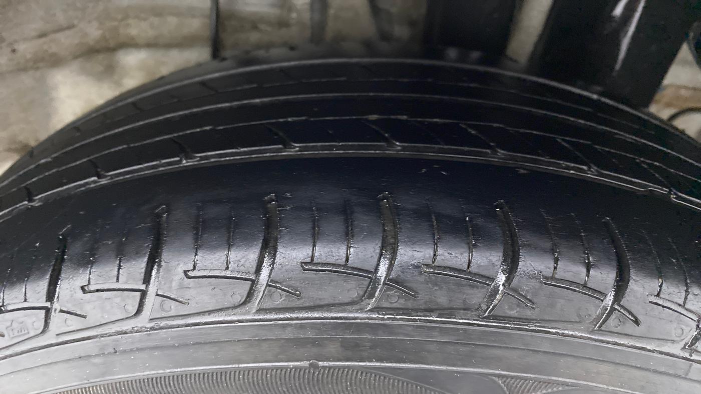 2019 Hyundai Elite i20 1.2 SPORTS PLUS VTVT, Petrol, Manual, 37,018 km, Left Rear Tyre Tread
