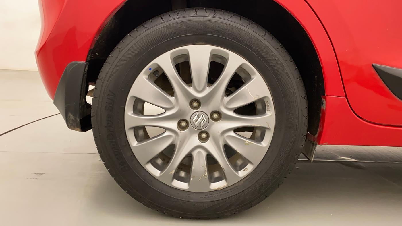 2017 Maruti Baleno ALPHA PETROL 1.2, CNG, Manual, 89,631 km, Right Rear Wheel