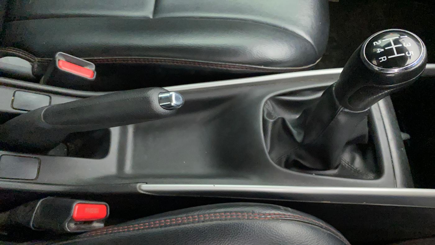 2017 Maruti Baleno ALPHA PETROL 1.2, CNG, Manual, 89,631 km, Gear Lever