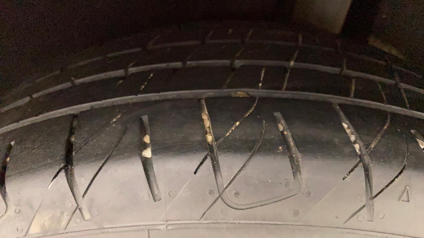 2017 Maruti Baleno ALPHA PETROL 1.2, CNG, Manual, 89,631 km, Left Rear Tyre Tread