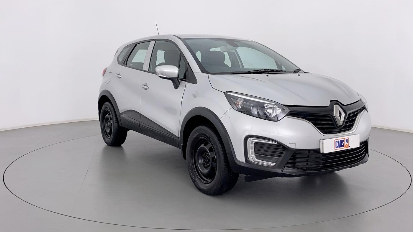 2018 Renault Captur RXE PETROL MT, Petrol, Manual, 28,702 km, SRP