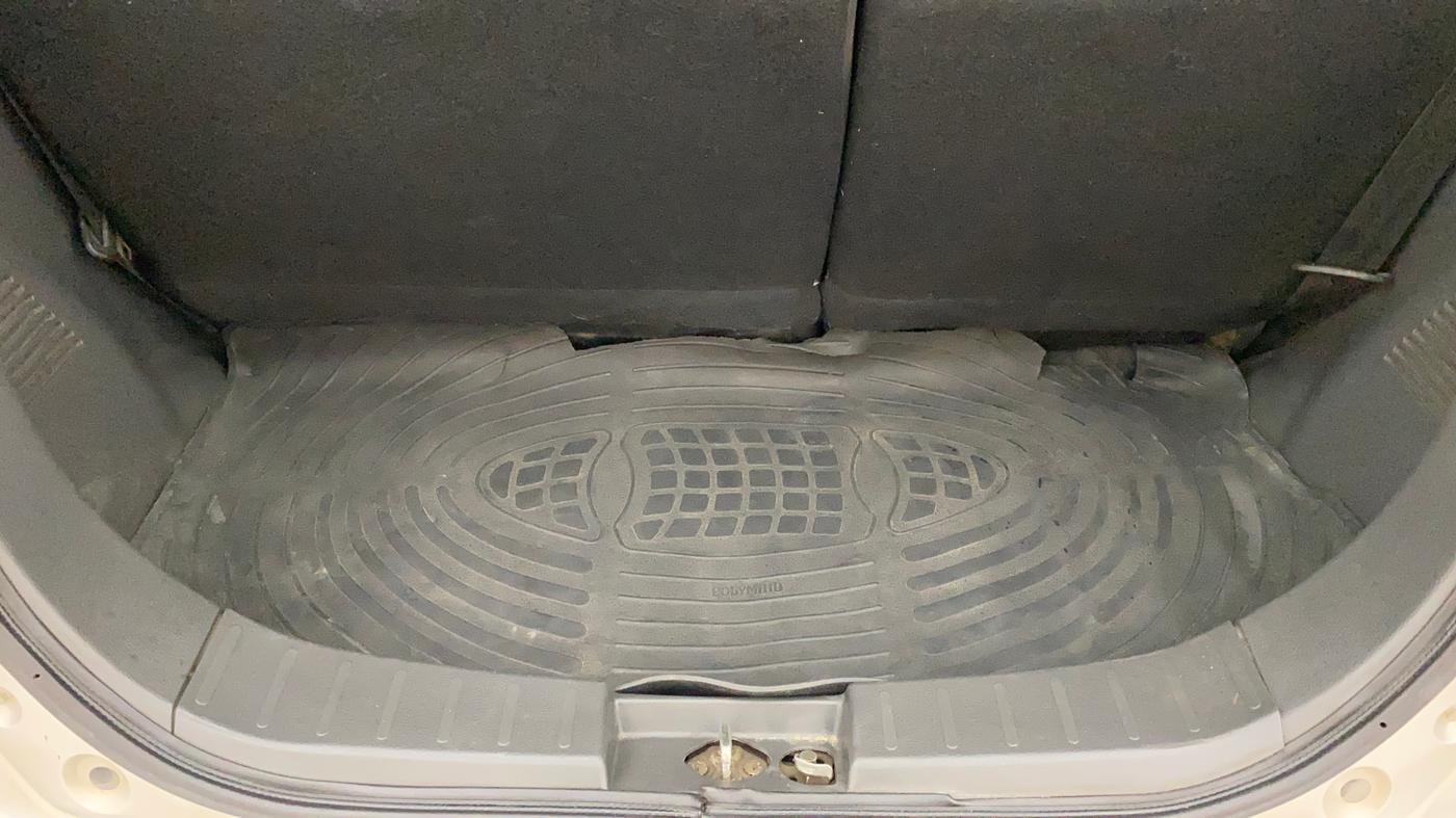 2012 Maruti Wagon R 1.0 LXI, Petrol, Manual, 89,601 km, Boot Inside