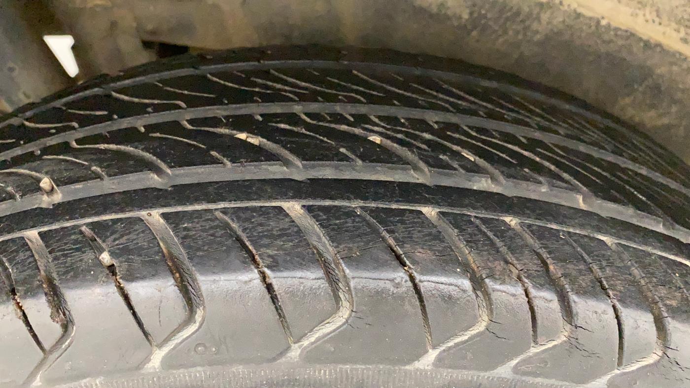 2012 Maruti Wagon R 1.0 LXI, Petrol, Manual, 89,601 km, Right Rear Tyre Tread