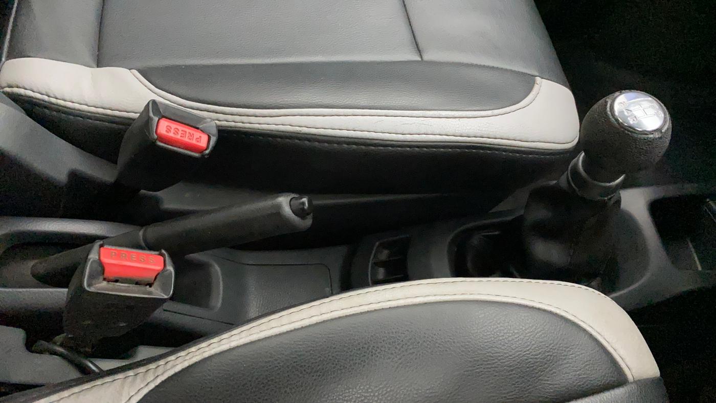 2012 Maruti Wagon R 1.0 LXI, Petrol, Manual, 89,601 km, Gear Lever