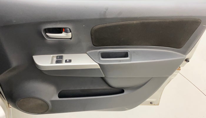2012 Maruti Wagon R 1.0 LXI, Petrol, Manual, 89,601 km, Driver Side Door Panels Control