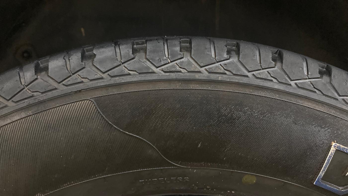 2021 Mahindra Thar LX HT PETROL 4WD MT, Petrol, Manual, 52,444 km, Right Rear Tyre Tread
