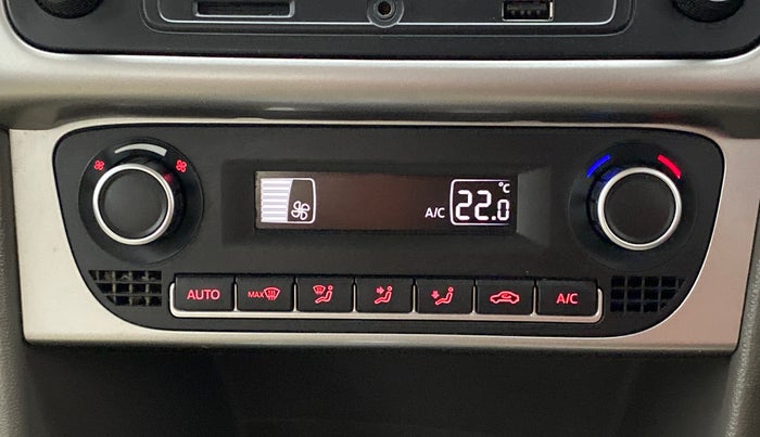 2014 Volkswagen Vento HIGHLINE PETROL AT, Petrol, Automatic, 42,765 km, Automatic Climate Control