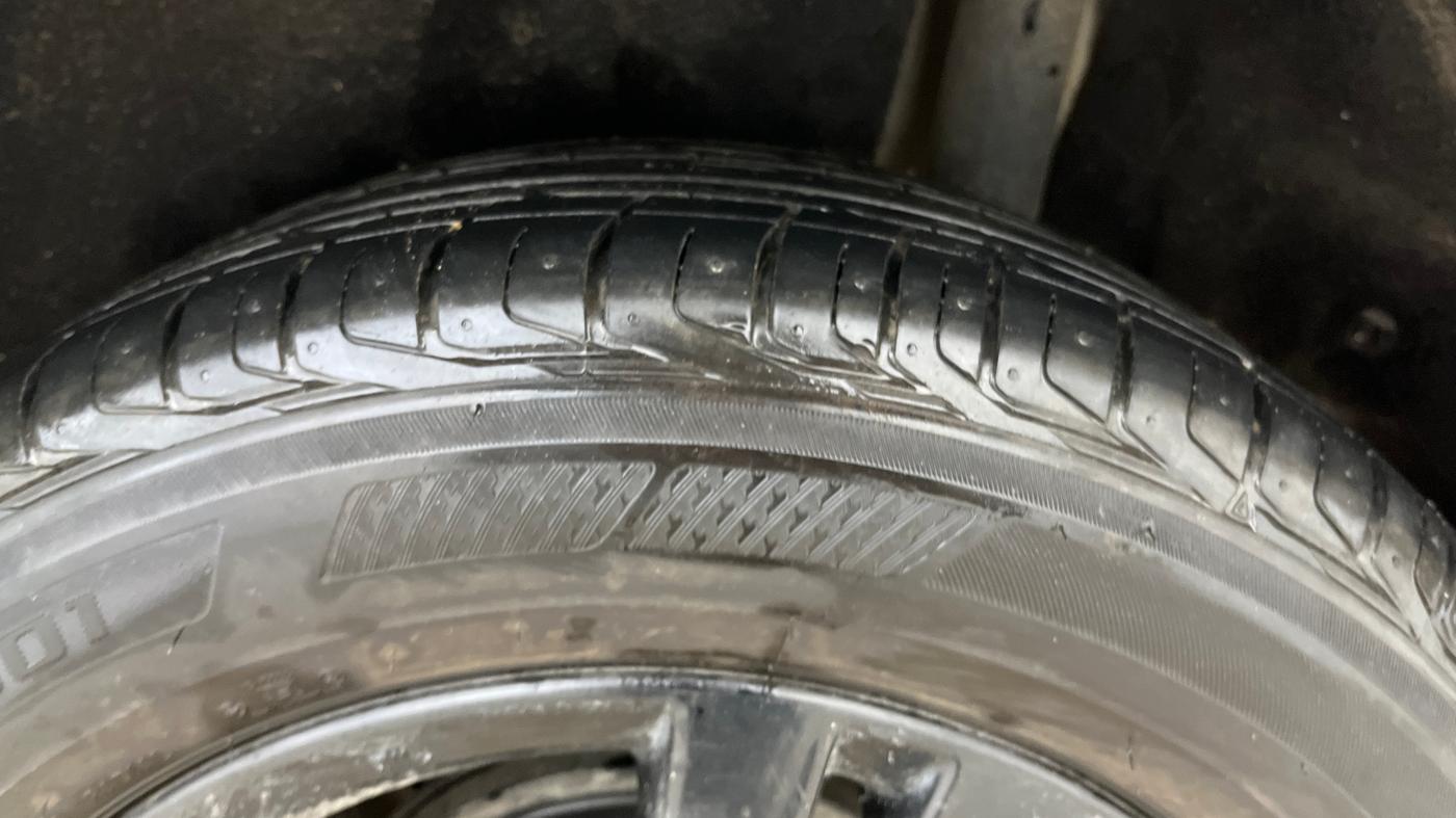 2020 Maruti Vitara Brezza ZDI, Diesel, Manual, 68,766 km, Left Rear Tyre Tread
