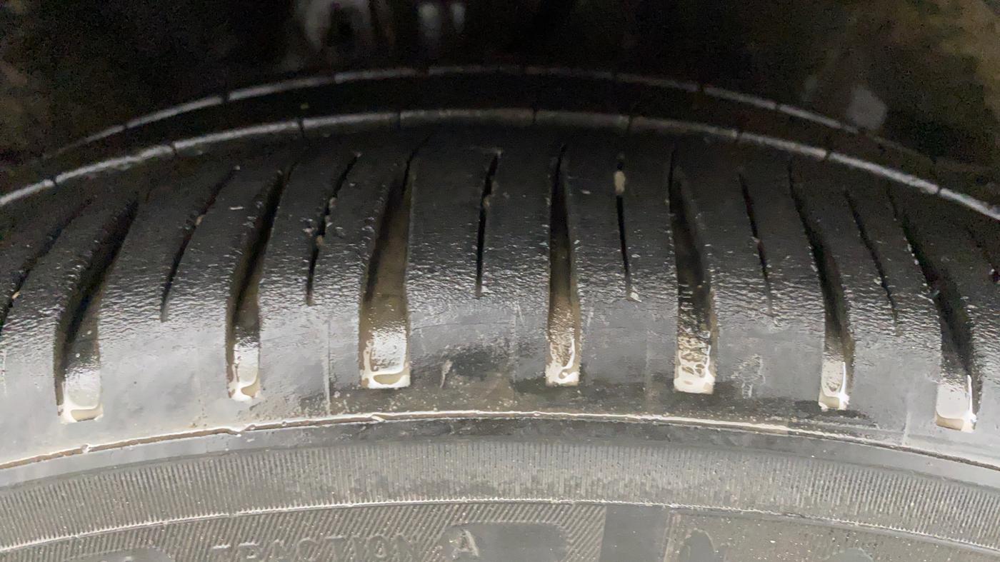 2019 Honda Amaze 1.2 V CVT I VTEC, Petrol, Automatic, 40,271 km, Right Front Tyre Tread