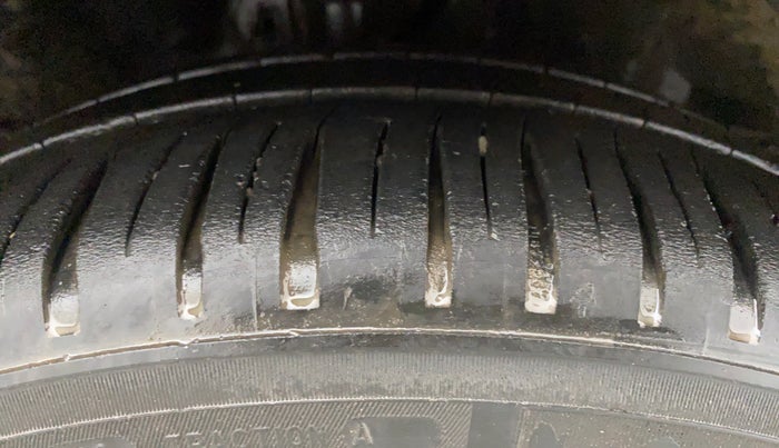 2019 Honda Amaze 1.2 V CVT I VTEC, Petrol, Automatic, 40,271 km, Right Front Tyre Tread