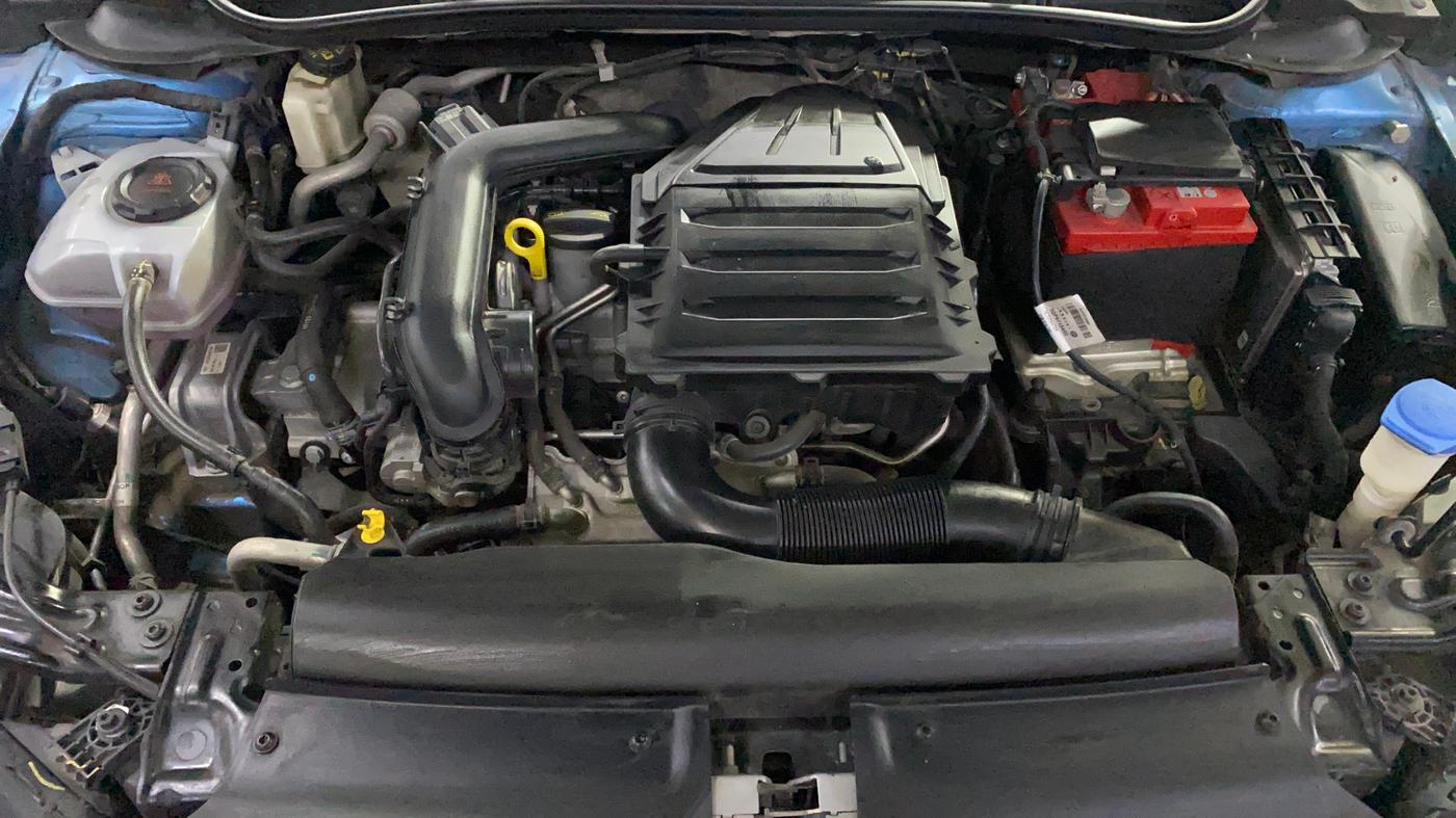 2022 Skoda SLAVIA AMBITION 1.0L TSI AT, Petrol, Automatic, 25,213 km, Engine View