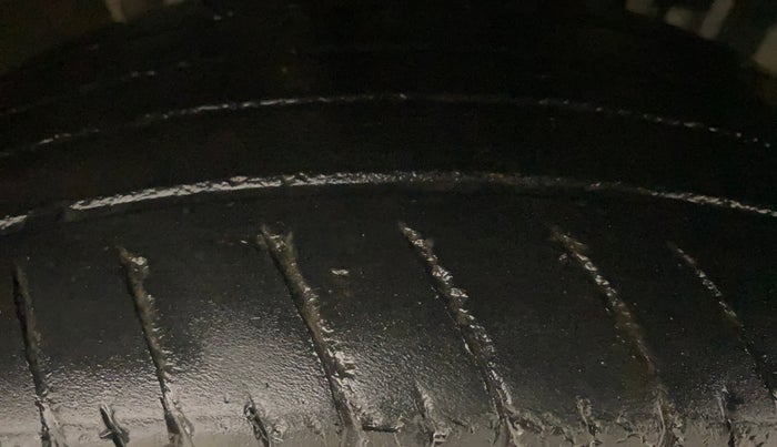 2022 Renault Kiger RXT (O) MT, Petrol, Manual, 48,973 km, Right Front Tyre Tread