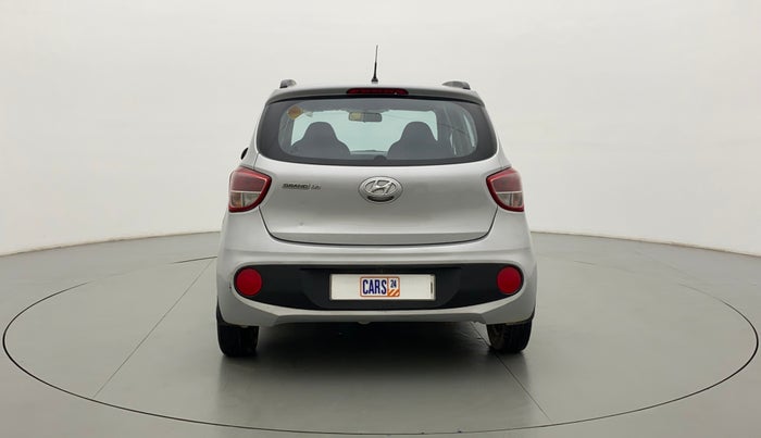 2018 Hyundai Grand i10 MAGNA 1.2 VTVT, CNG, Manual, 65,158 km, Back/Rear