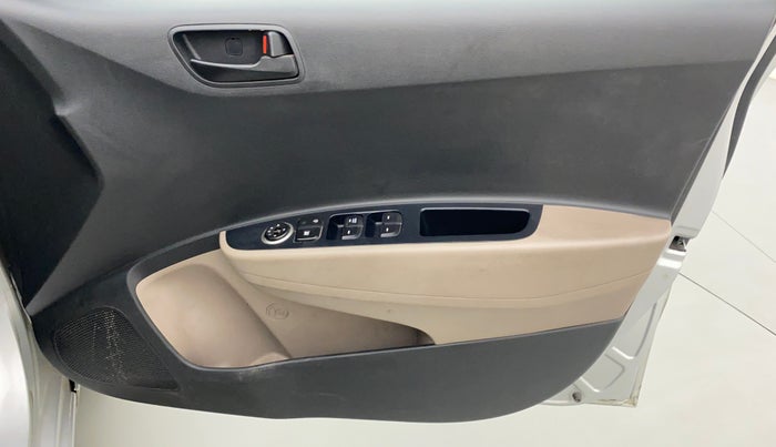 2018 Hyundai Grand i10 MAGNA 1.2 VTVT, CNG, Manual, 65,158 km, Driver Side Door Panels Control