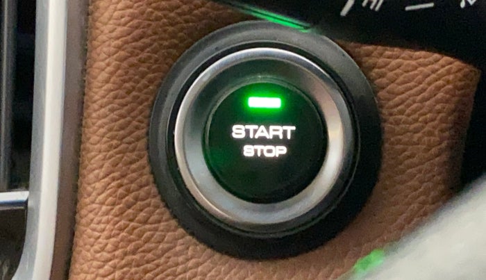 2022 MG HECTOR PLUS SHARP 1.5 PETROL TURBO CVT 6-STR, Petrol, Automatic, 36,197 km, Keyless Start/ Stop Button