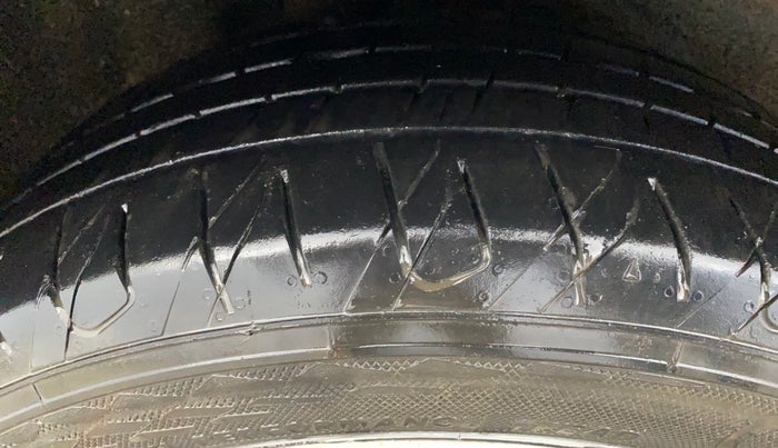 2014 Ford Ecosport TITANIUM 1.5L PETROL, Petrol, Manual, 62,861 km, Right Rear Tyre Tread