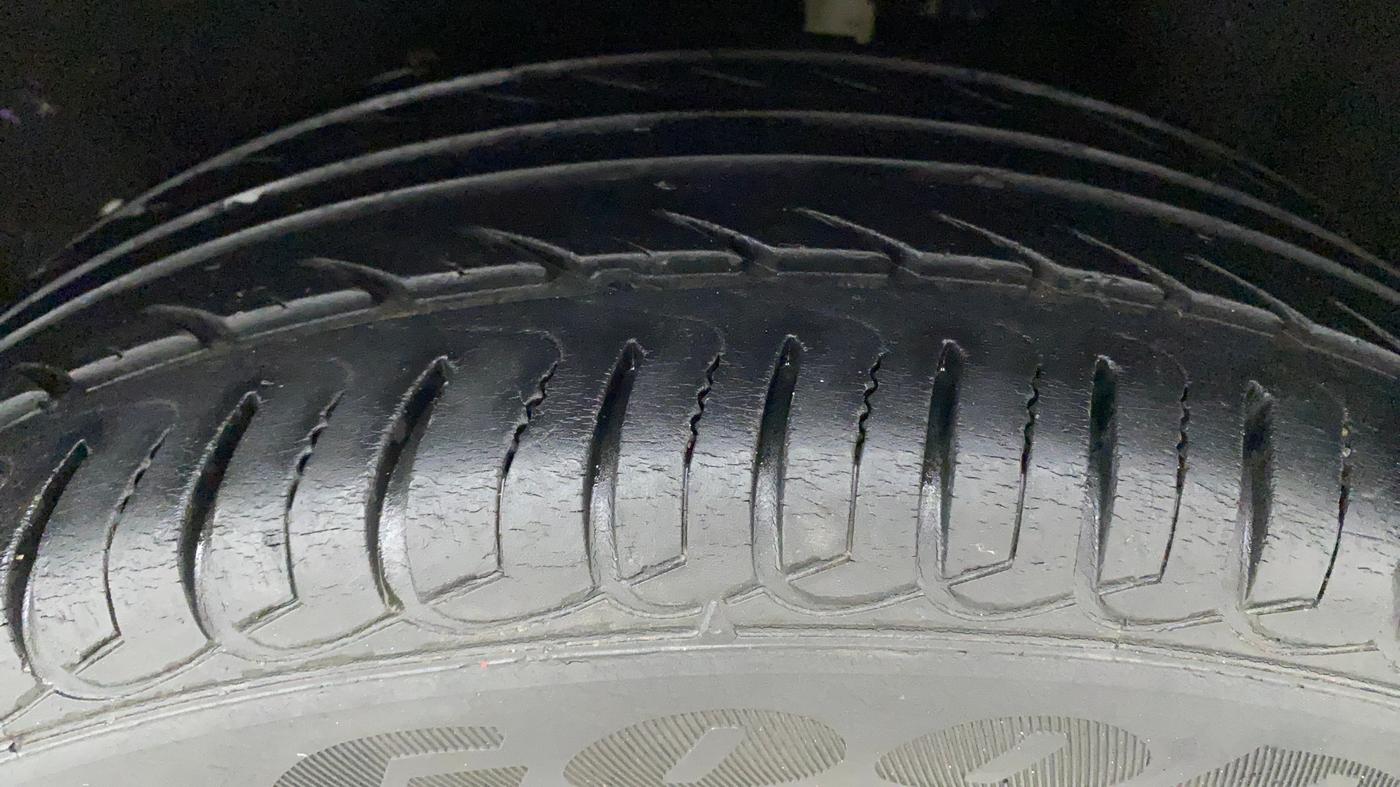 2019 Ford Ecosport TITANIUM 1.5L PETROL, Petrol, Manual, 21,220 km, Left Rear Tyre Tread