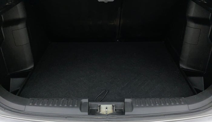 2021 Toyota URBAN CRUISER PREMIUM MT, Petrol, Manual, 15,976 km, Boot Inside