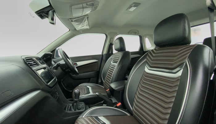 2021 Toyota URBAN CRUISER PREMIUM MT, Petrol, Manual, 15,976 km, Right Side Front Door Cabin