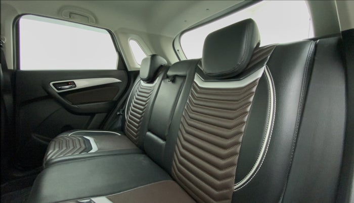 2021 Toyota URBAN CRUISER PREMIUM MT, Petrol, Manual, 15,976 km, Right Side Rear Door Cabin