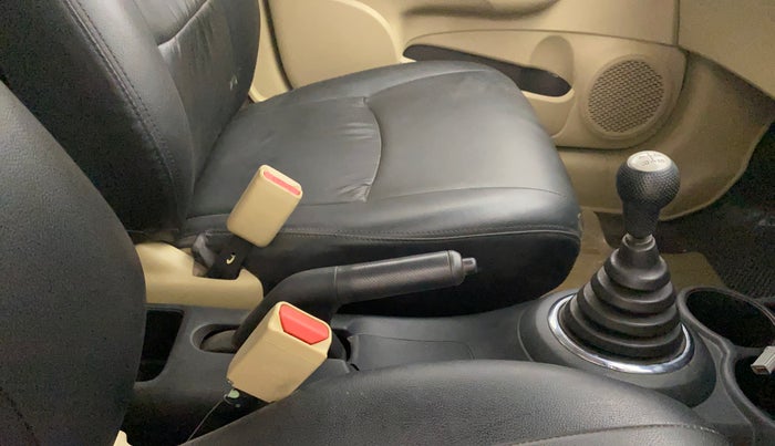 2015 Honda Brio S MT, Petrol, Manual, 29,301 km, Gear Lever