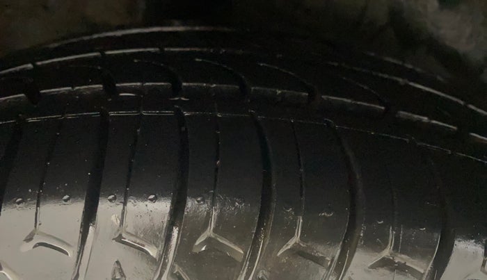 2018 Honda Jazz 1.2L I-VTEC V CVT, Petrol, Automatic, 48,610 km, Right Rear Tyre Tread