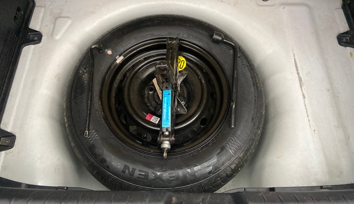 2021 Hyundai NEW I20 MAGNA 1.5 MT, Diesel, Manual, 11,726 km, Spare Tyre