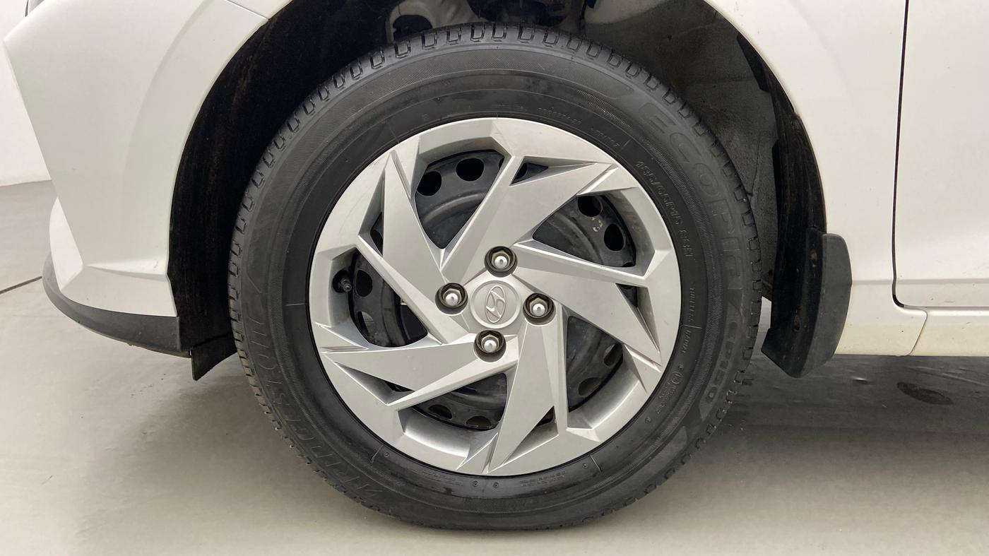 2021 Hyundai NEW I20 MAGNA 1.5 MT, Diesel, Manual, 11,726 km, Left Front Wheel