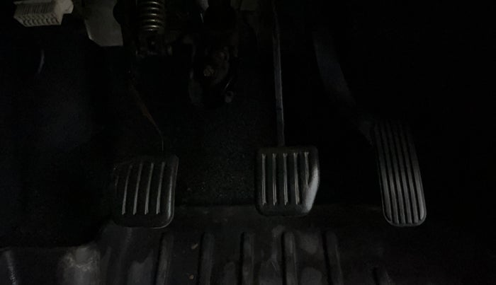 2022 Tata Harrier XT PLUS 2.0L KRYOTEC DARK EDITON, Diesel, Manual, 89,505 km, Pedals