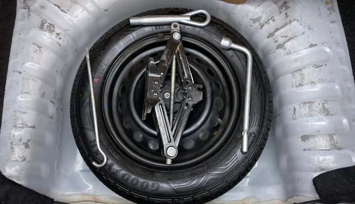 2017 Datsun Go T, Petrol, Manual, 50,602 km, Spare Tyre