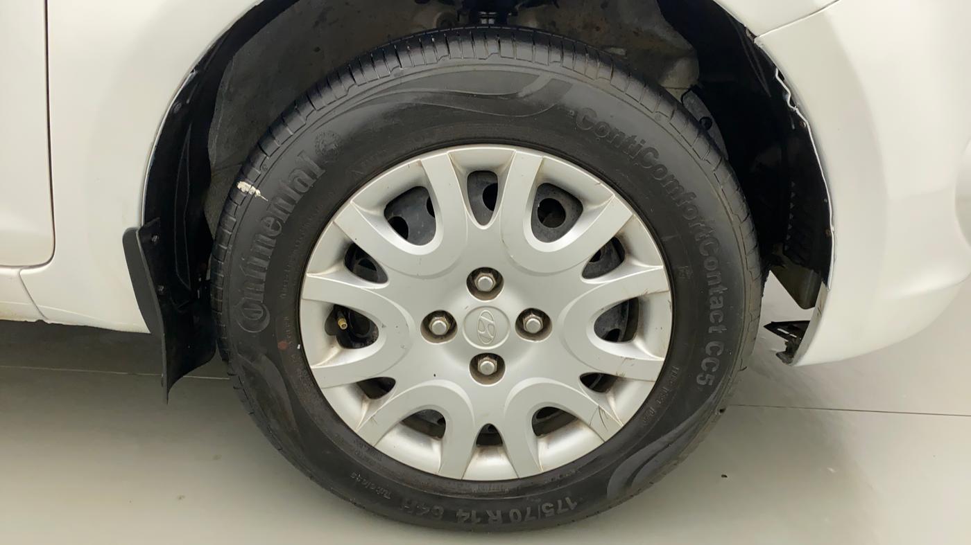 2011 Hyundai i20 MAGNA 1.2, Petrol, Manual, 60,580 km, Right Front Wheel