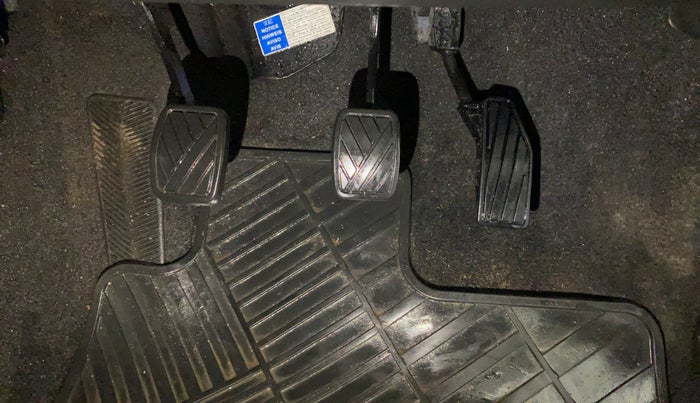 2018 Maruti Baleno DELTA PETROL 1.2, Petrol, Manual, 56,494 km, Pedals