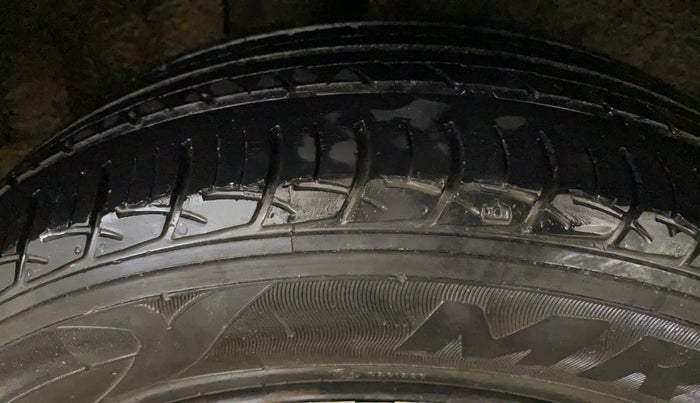 2018 Maruti Baleno DELTA PETROL 1.2, Petrol, Manual, 56,494 km, Right Rear Tyre Tread