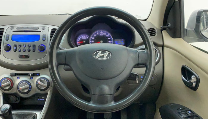 2016 Hyundai i10 SPORTZ 1.1, Petrol, Manual, 48,427 km, Steering Wheel Close Up