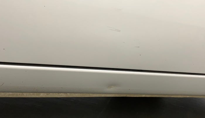 2016 Hyundai i10 SPORTZ 1.1, Petrol, Manual, 48,427 km, Right running board - Slightly dented