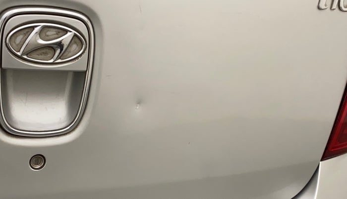 2016 Hyundai i10 SPORTZ 1.1, Petrol, Manual, 48,427 km, Dicky (Boot door) - Slightly dented